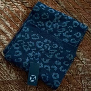 Athleta leopard scarf NWT!